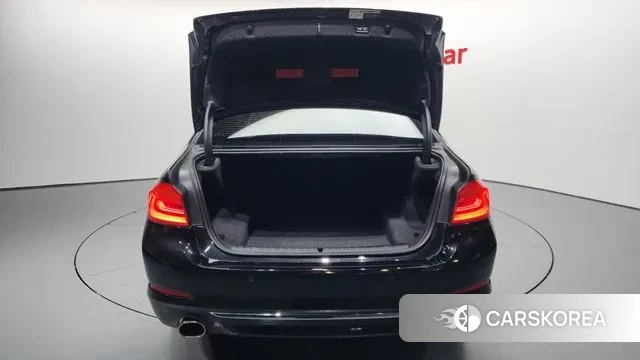 BMW 5 Series (G30) id 3368478 из Кореи 11