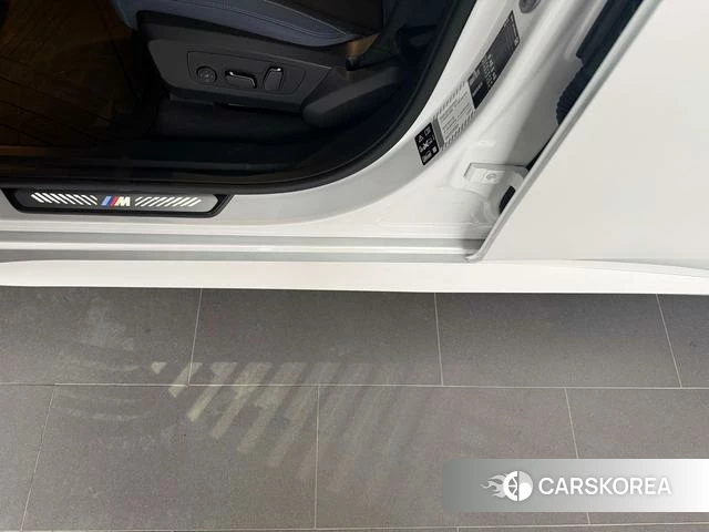 BMW X3 id 4348588 из Китая 11