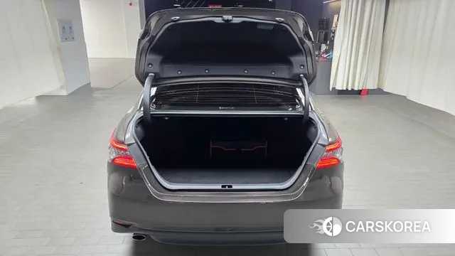 Toyota Camry (XV70) id 3251906 из Кореи 11