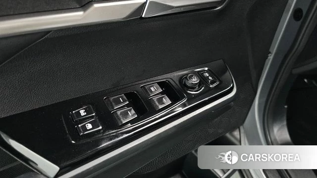 Ssangyong The New Torres id 4359905 из Кореи 11