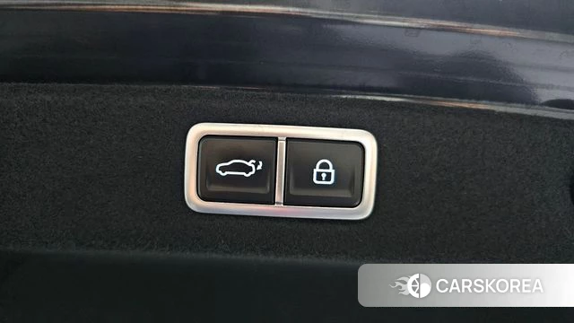 Hyundai Grandeur Hybrid (GN7) id 3953465 из Кореи 11