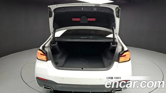 BMW 5 Series (G30) id 2824399 из Кореи 11