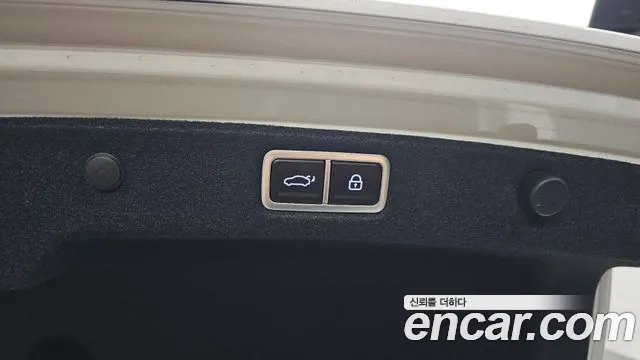 Hyundai Grandeur Hybrid (GN7) id 2736222 из Кореи 11