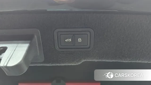 Audi A8 (D5) id 3735539 из Кореи 11