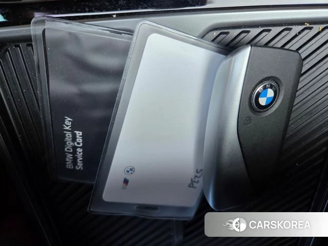 BMW 5 Series (G60) id 4532913 из Кореи 11
