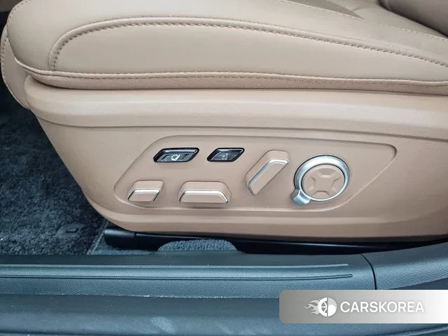 Hyundai Grandeur (GN7) id 2997693 из Кореи 11