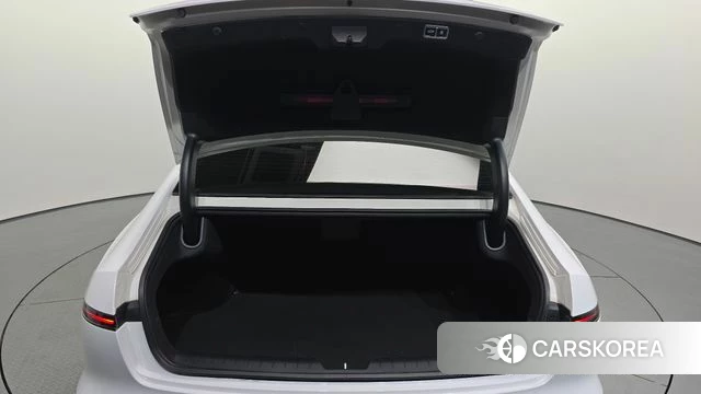 Hyundai Grandeur (GN7) id 4630905 из Кореи 11