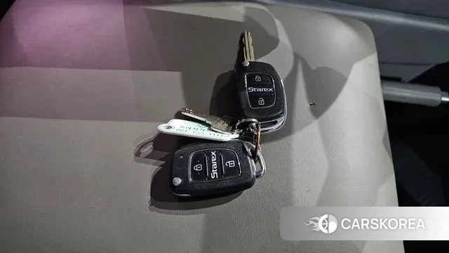 Hyundai The New Grand Starex id 3454365 из Кореи 11