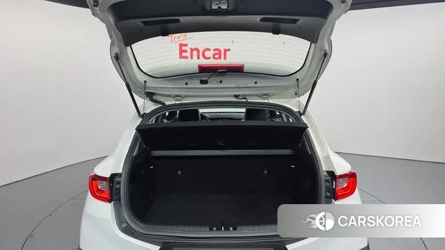 Kia Stonic id 3778549 из Кореи 11