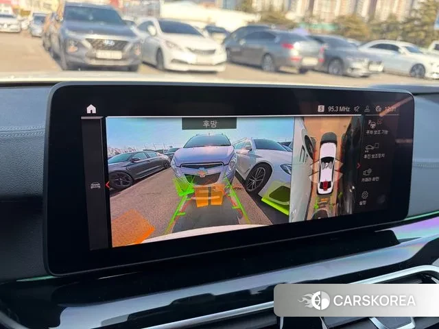 BMW 5 Series (G30) id 3522489 из Кореи 11