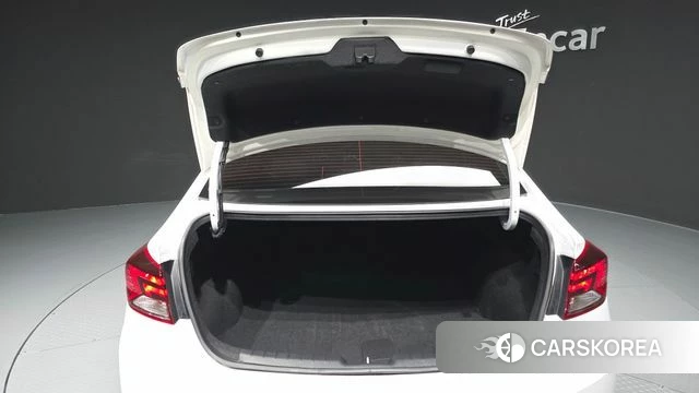 Hyundai The New Avante AD id 4900299 из Кореи 11