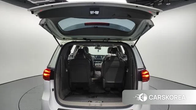 Kia The New Carnival id 3666865 из Кореи 11