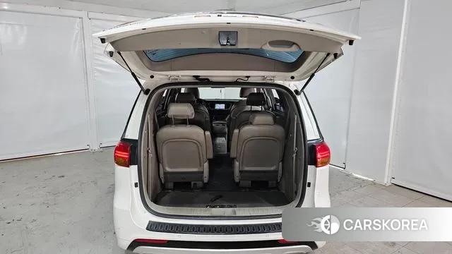 Kia All New Carnival id 3536418 из Кореи 11