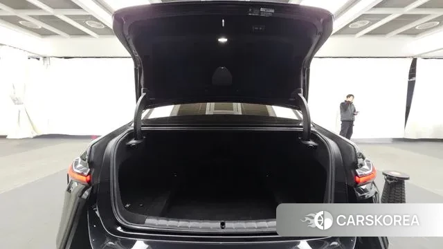 BMW 7 Series (G70) id 3590964 из Кореи 11