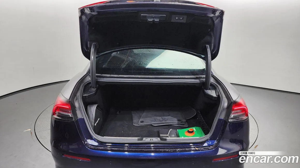 Maserati Quattroporte id 1988319 из Кореи 11