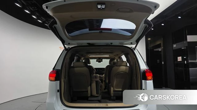 Kia All New Carnival id 3845927 из Кореи 11