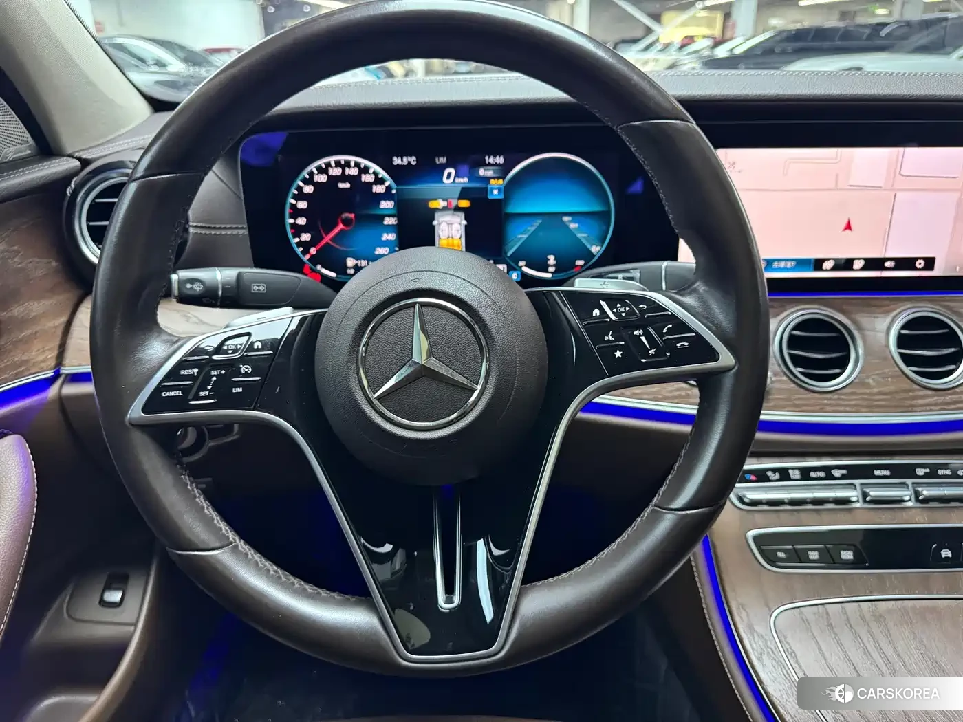 Mercedes-Benz E-Class id 4659835 из Китая 11
