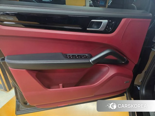 Porsche Cayenne (PO536) id 3965886 из Кореи 11