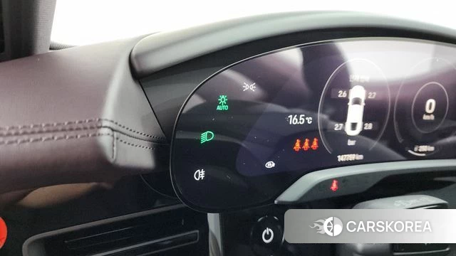 Porsche Taycan id 4317150 из Кореи 11