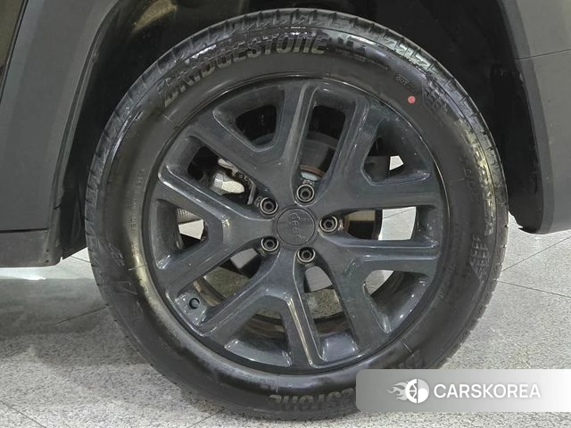 Jeep Renegade id 4186073 из Кореи 11