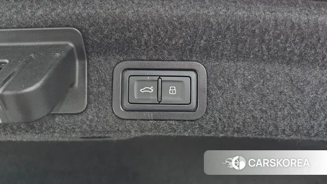 Audi A6 (C8) id 3008747 из Кореи 11