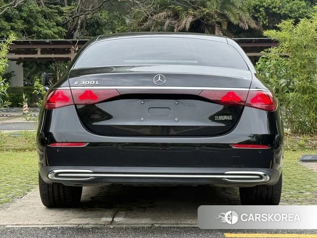 Mercedes-Benz E-class id 4290816 из Китая 11