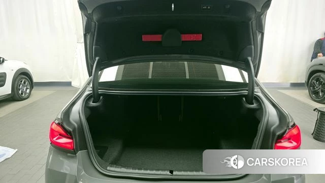 BMW 5 Series (G30) id 3871696 из Кореи 11