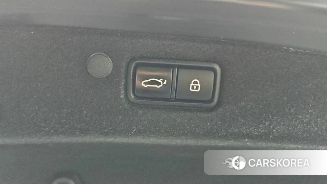 Hyundai The New Grandeur IG id 3885419 из Кореи 11