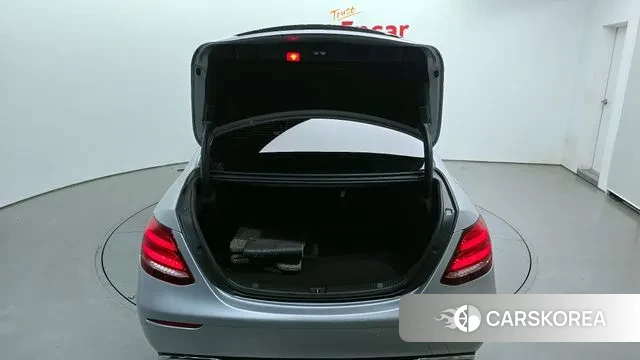 Mercedes-Benz E-Class W213 id 3474404 из Кореи 11