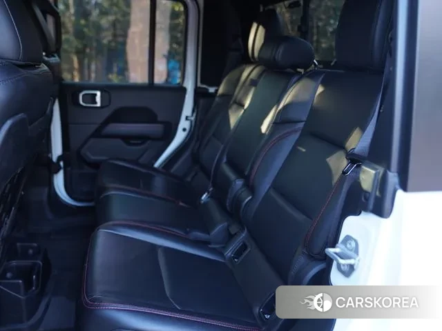 Jeep Gladiator (JT) id 3702689 из Кореи 11