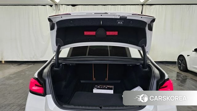 BMW 5 Series (G30) id 4604007 из Кореи 11