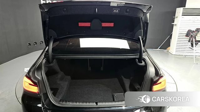 BMW 5 Series (G30) id 3914869 из Кореи 11