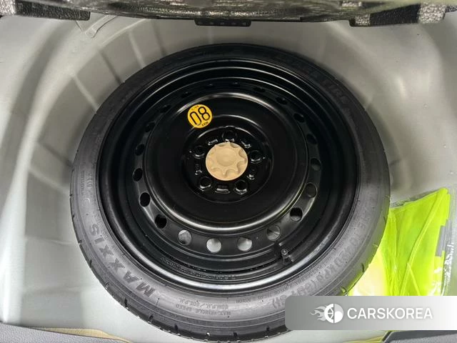 Toyota Corolla id 4314602 из Китая 11