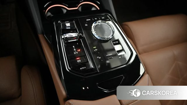 BMW 5 Series (G60) id 4834721 из Кореи 11