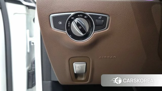 Mercedes-Benz E-Class W213 id 4633091 из Кореи 11
