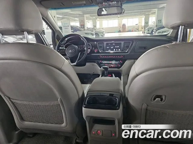 Kia The New Carnival id 2710098 из Кореи 11