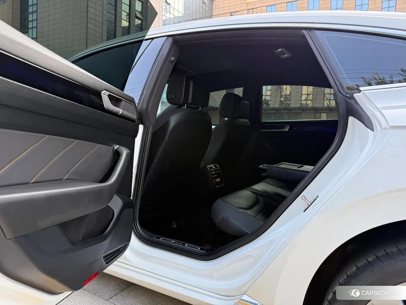 Volkswagen Arteon (CC) id 4679783 из Китая 11