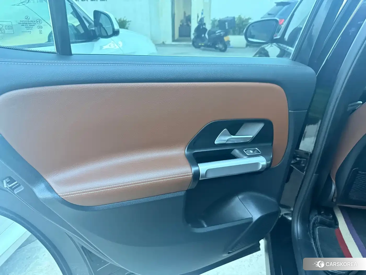Mercedes-Benz GLB id 4653802 из Китая 11