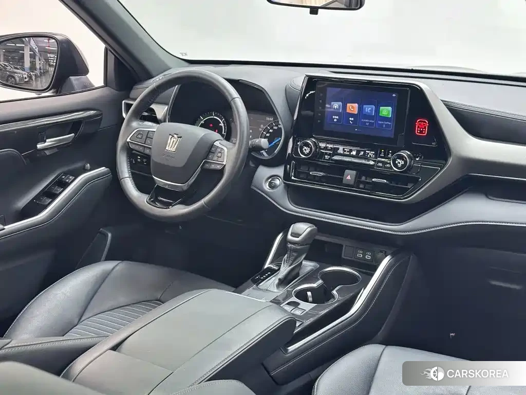 Toyota Crown id 4628120 из Китая 11