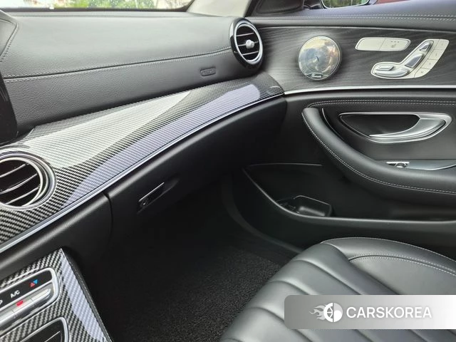 Mercedes-Benz E-Class W213 id 4567924 из Кореи 11
