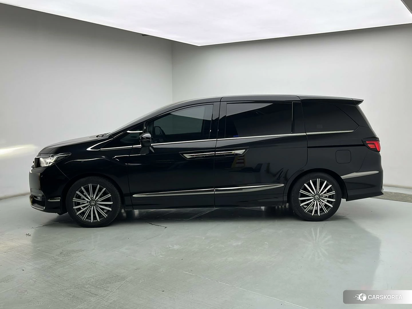 Honda Elysion id 4498590 из Китая 11