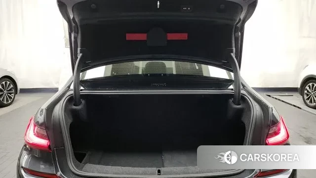 BMW 3 Series (G20) id 2940526 из Кореи 11