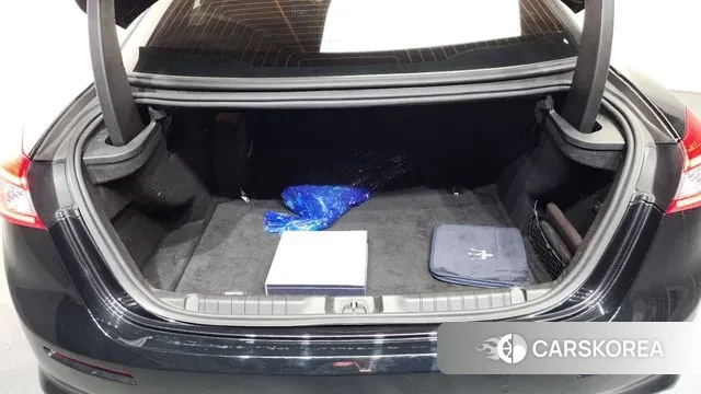 Maserati Ghibli id 3608265 из Кореи 11