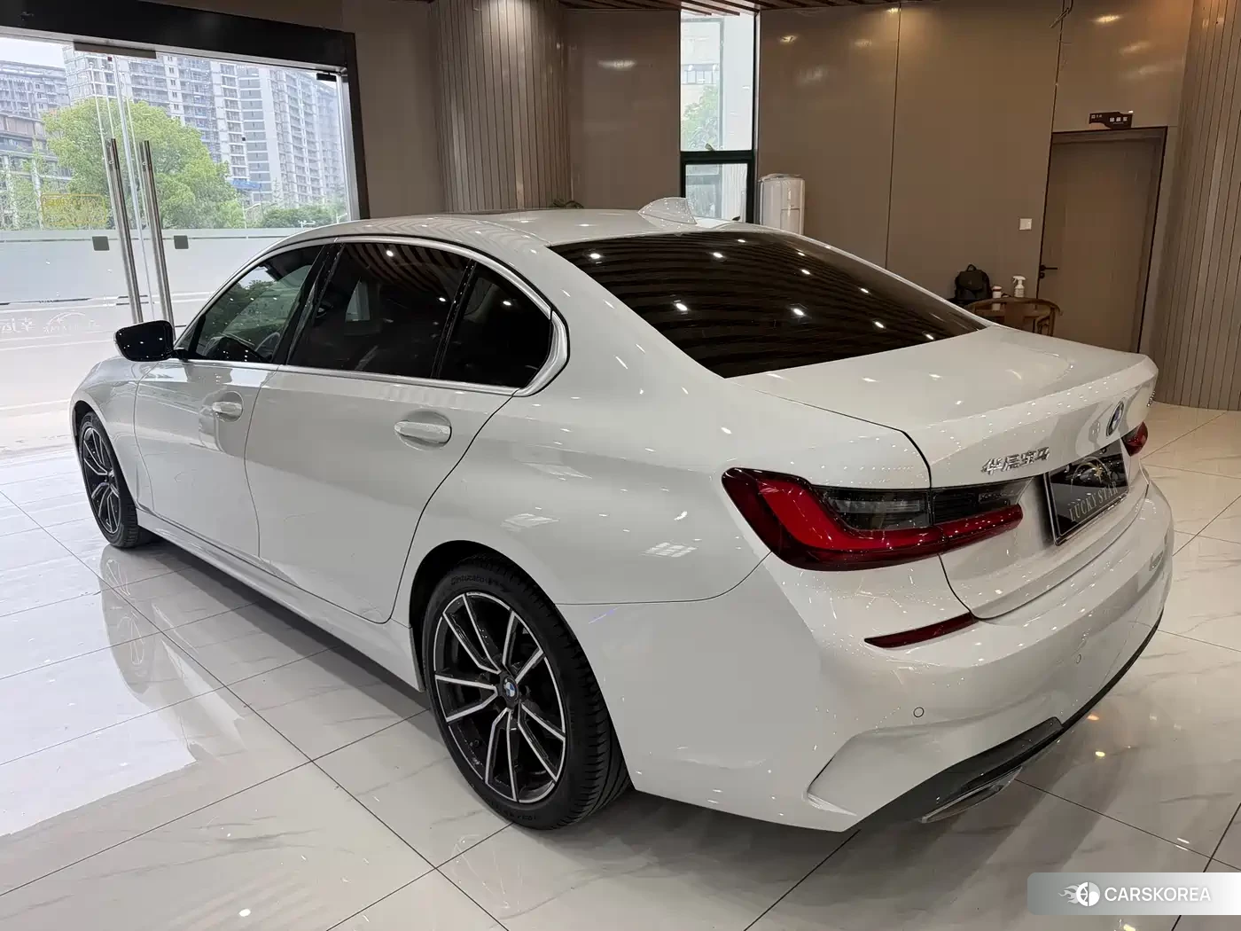 BMW 3 series id 4583651 из Китая 14