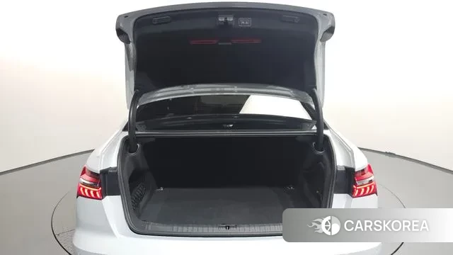 Audi A6 (C8) id 3664927 из Кореи 11