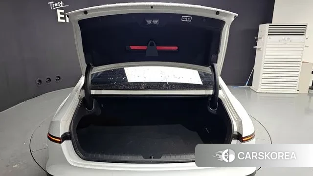 Hyundai Grandeur (GN7) id 3467160 из Кореи 11