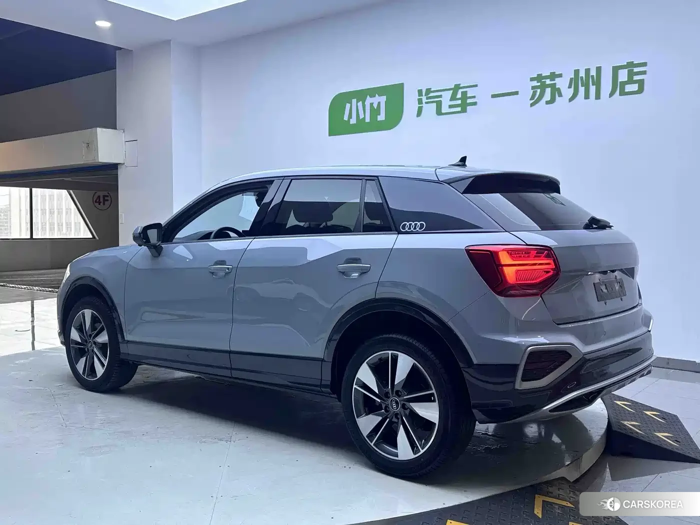 Audi Q2L id 4686181 из Китая 11