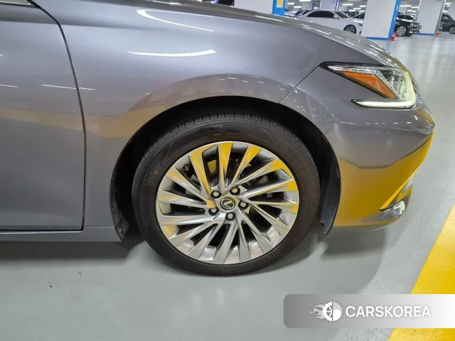 Lexus ES300h 7th generation id 4765350 из Кореи 11