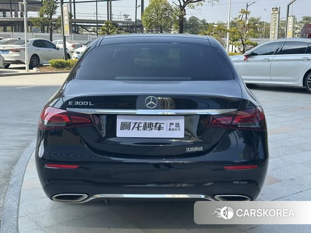 Mercedes-Benz E-class id 4220872 из Китая 11