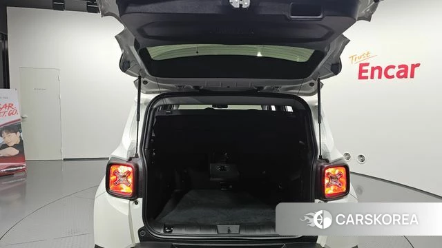 Jeep Renegade id 4592038 из Кореи 11